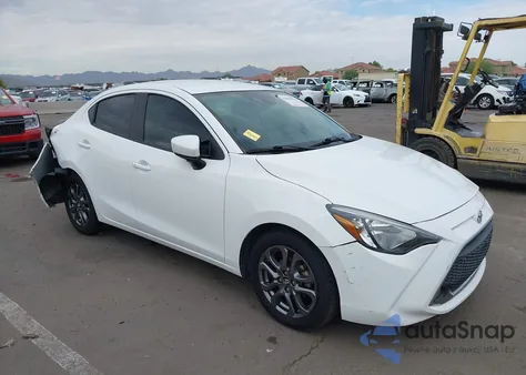 2020 Toyota Yaris Le из США, поврежденный, VIN 3MYDLBYV7LY715678